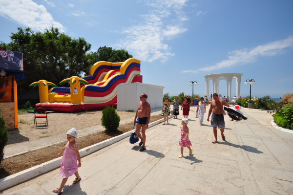 коттеджи на базе отдыха скиф